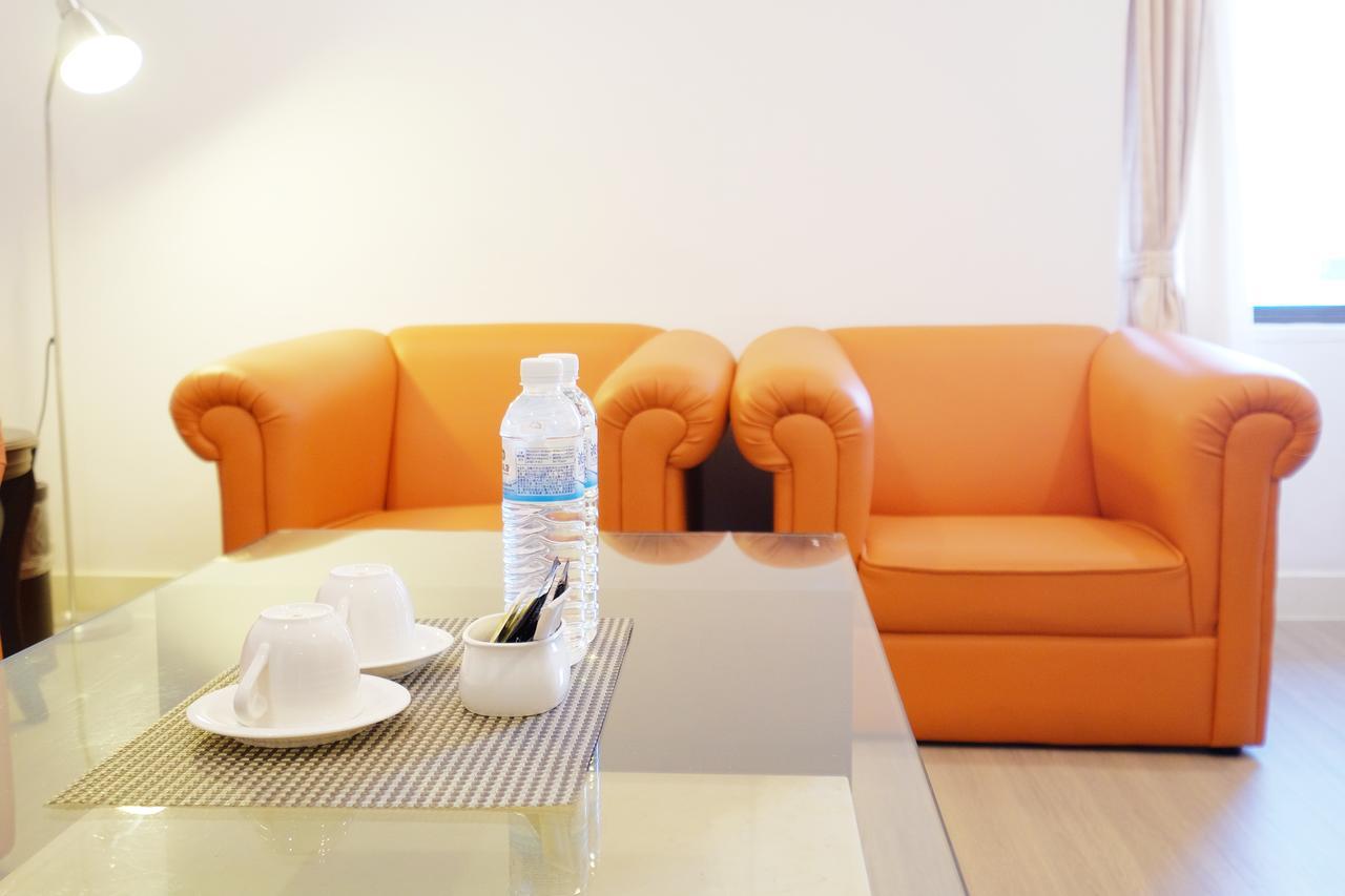 Dynasty Hotel Тайнан Екстериор снимка